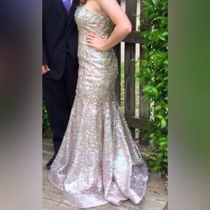 Tony Bowles Size 6/8 Multi-Colored Silver/ Rose Gold -Iridescent Stones dress